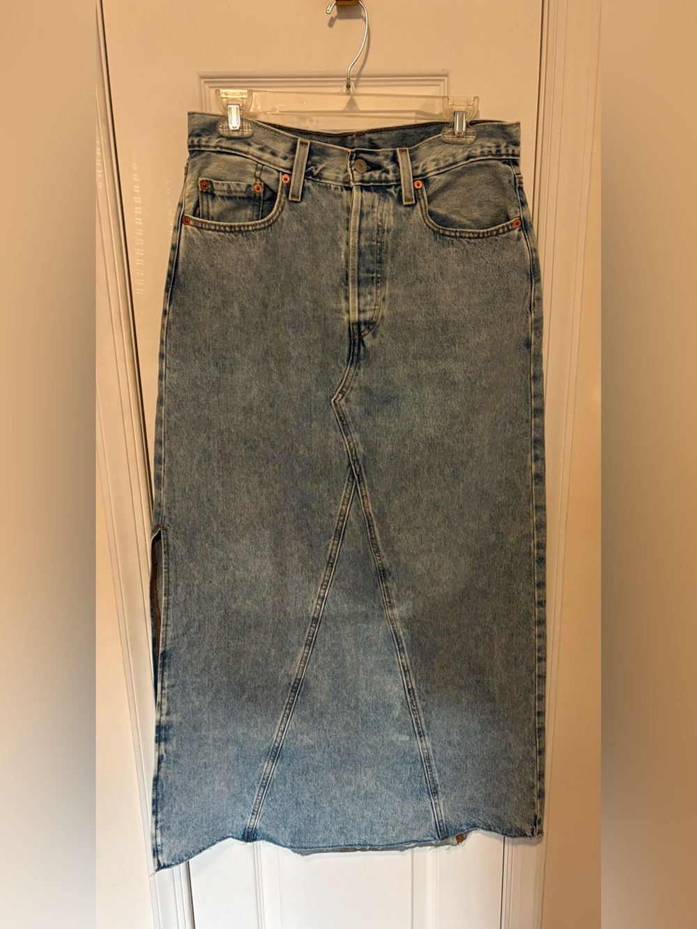 Levi's Icon Light Wash Denim Maxi Raw Hem Skirt - Size 28